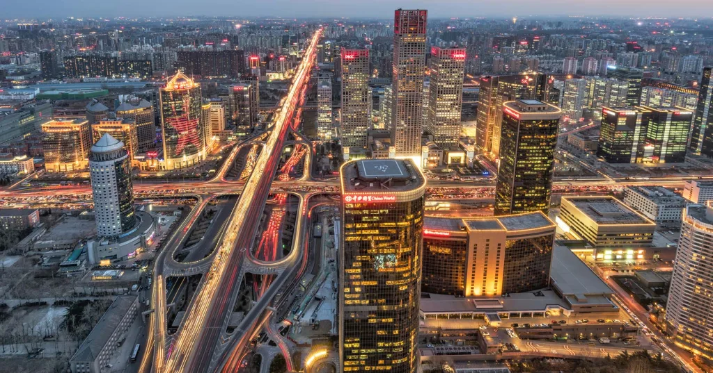 中国PE主导的业务剥离交易回暖（2024–2025）